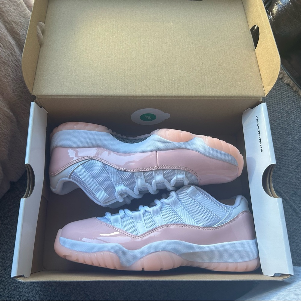 BNIB Women’s Jordan 11 Low